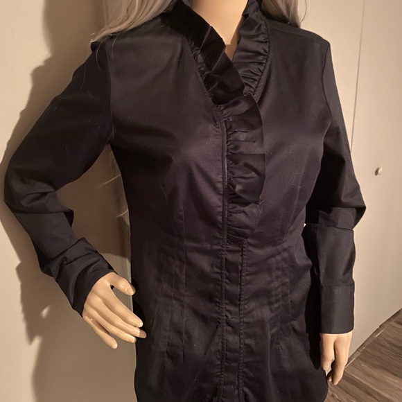 Banana Republic Tops - BANANA REPUBLIC SHIRT Size 10